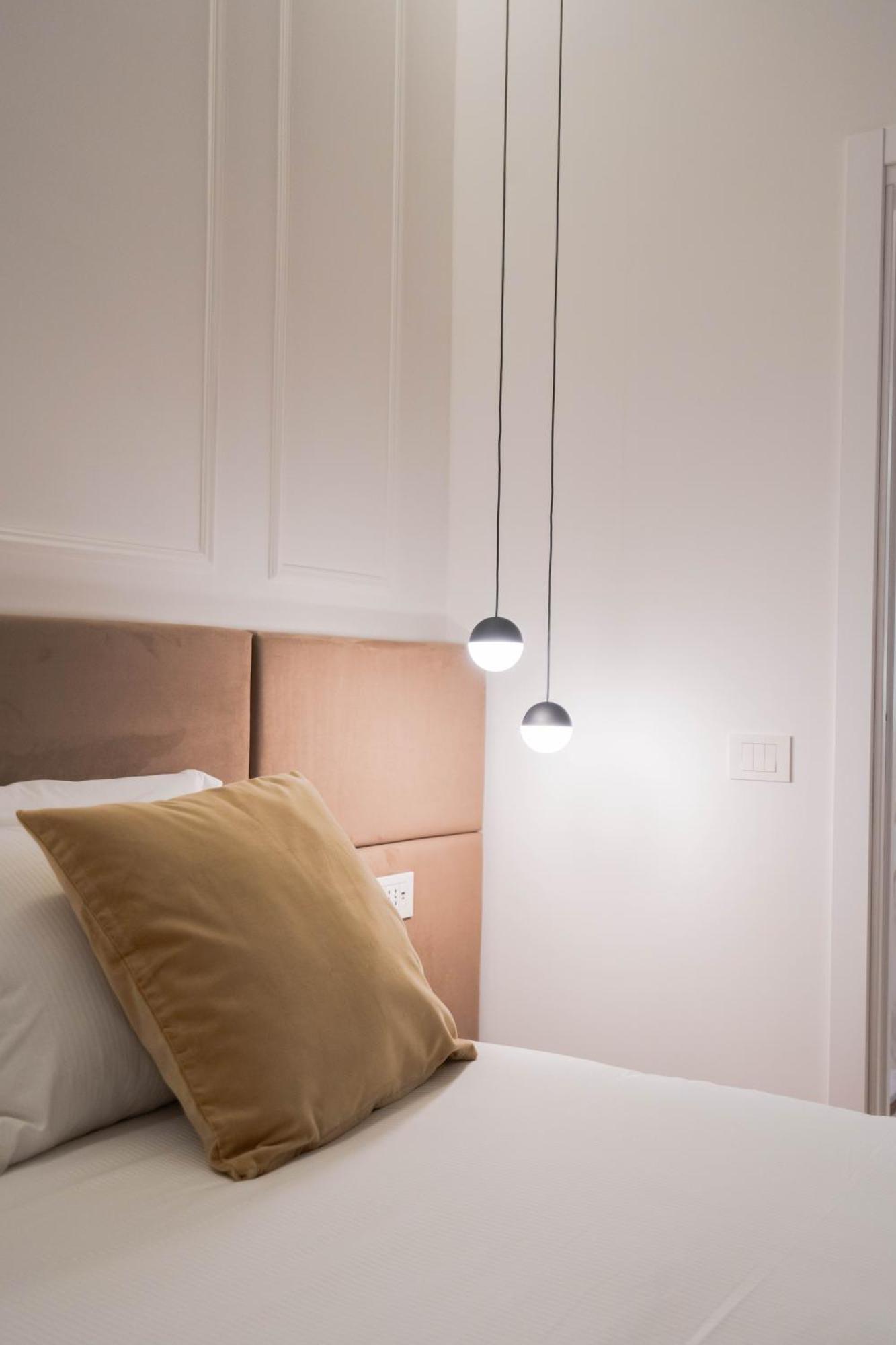 56 Orange Street Luxury Accommodation Рим Екстериор снимка